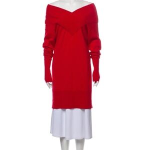 Stella McCartney Fleece Wool Tunic
Red Long Sleeve with Bateau Neckline 40